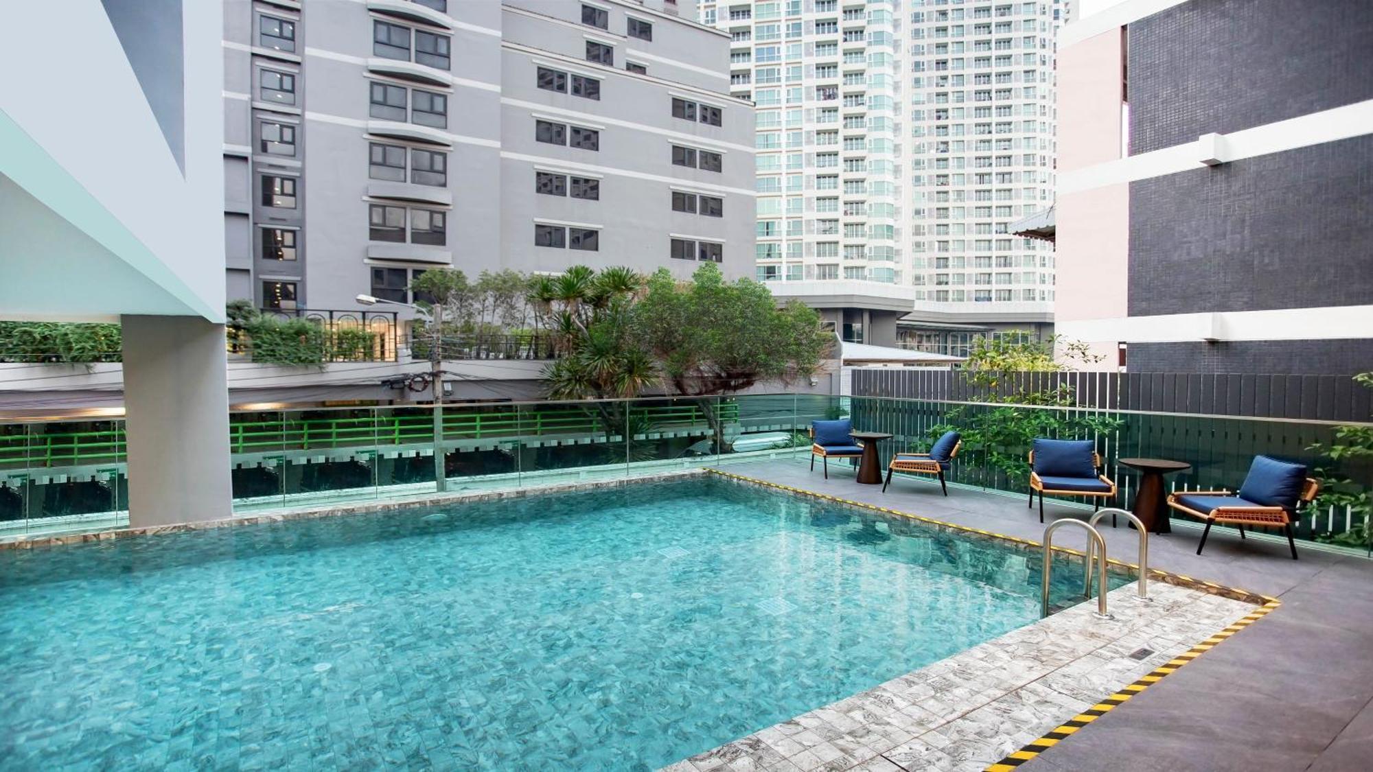 Holiday Inn Express & Suites Bangkok Central Pier By Ihg Εξωτερικό φωτογραφία