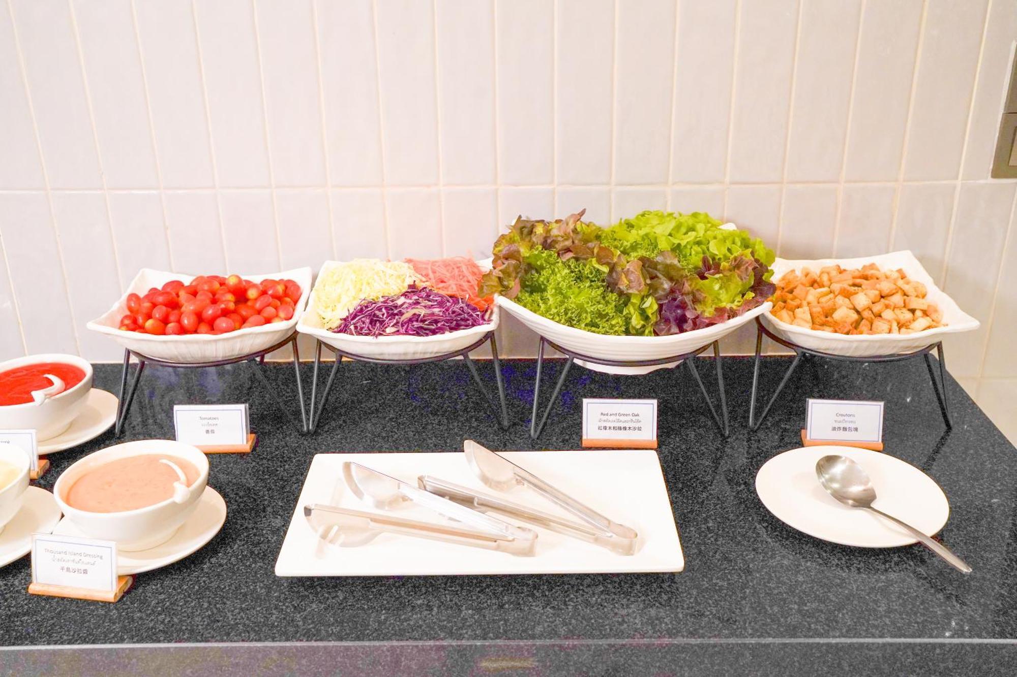 Holiday Inn Express & Suites Bangkok Central Pier By Ihg Εξωτερικό φωτογραφία