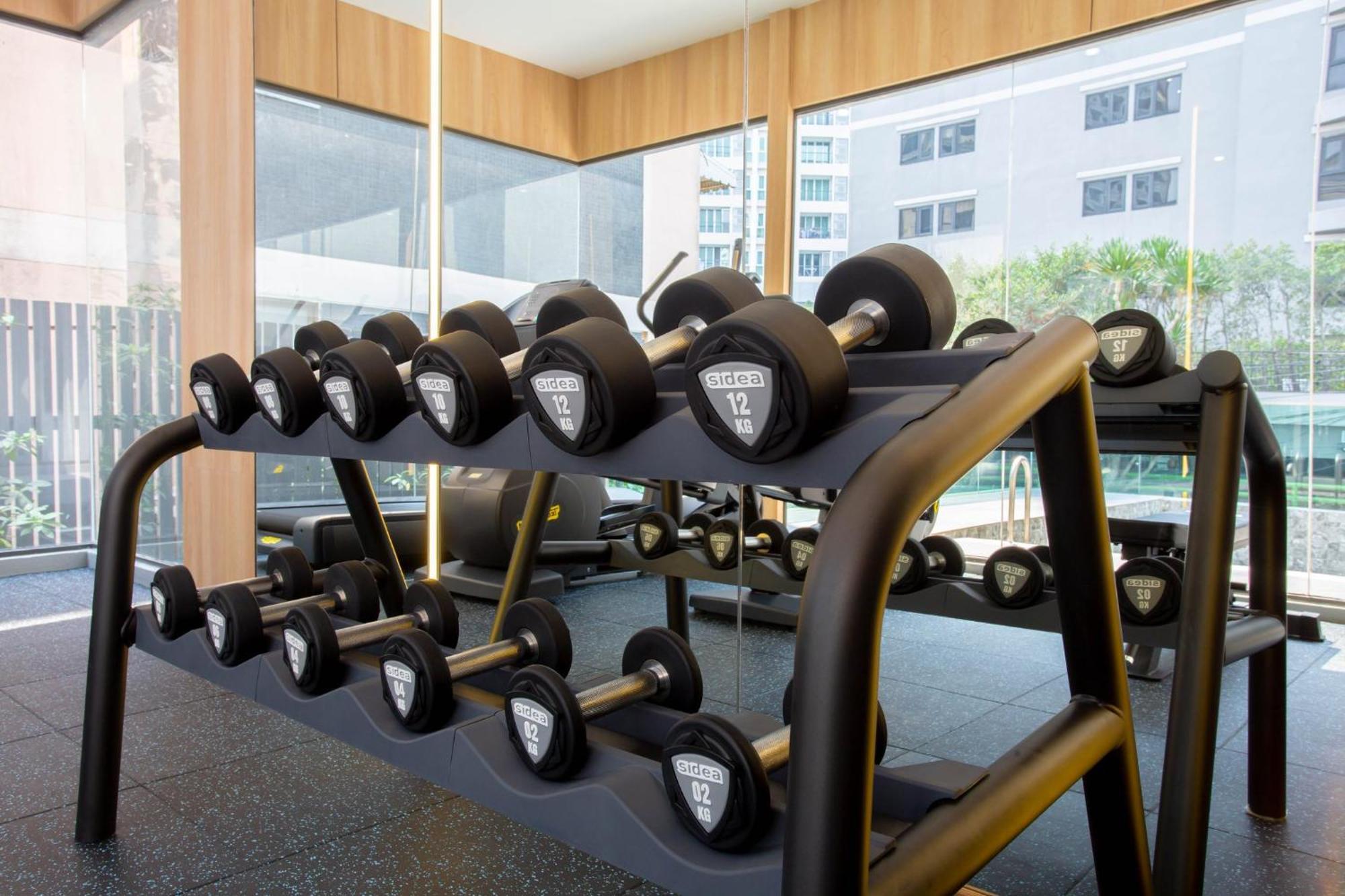 Holiday Inn Express & Suites Bangkok Central Pier By Ihg Εξωτερικό φωτογραφία